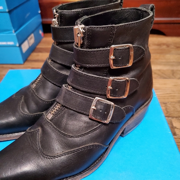 John Fluevog Women's Jett Boot | Buckle and Zipper Booties | Women's Size 6 - Picture 5 of 7